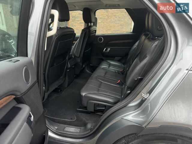 Серый Ленд Ровер Дискавери, объемом двигателя 2.99 л и пробегом 140 тыс. км за 28000 $, фото 18 на Automoto.ua