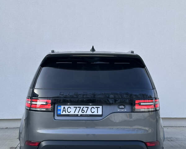 Серый Ленд Ровер Дискавери, объемом двигателя 2.99 л и пробегом 200 тыс. км за 27000 $, фото 12 на Automoto.ua