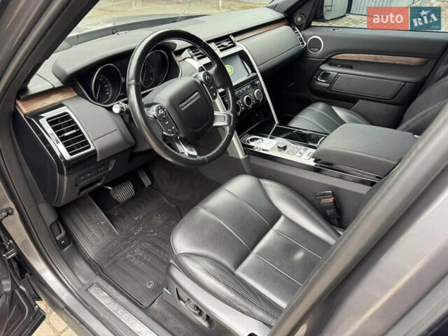 Сірий Ленд Ровер Діскавері, об'ємом двигуна 2 л та пробігом 93 тис. км за 28750 $, фото 39 на Automoto.ua