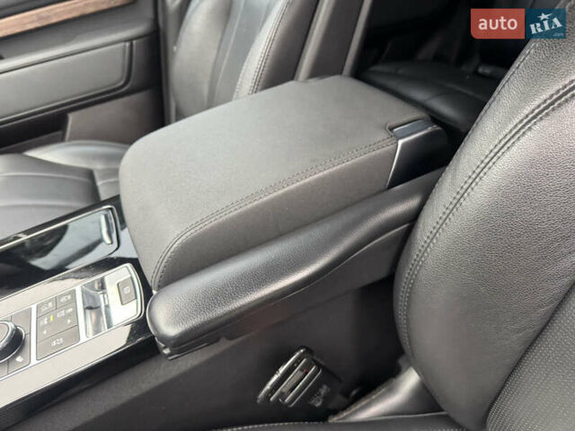 Сірий Ленд Ровер Діскавері, об'ємом двигуна 2 л та пробігом 93 тис. км за 28750 $, фото 48 на Automoto.ua