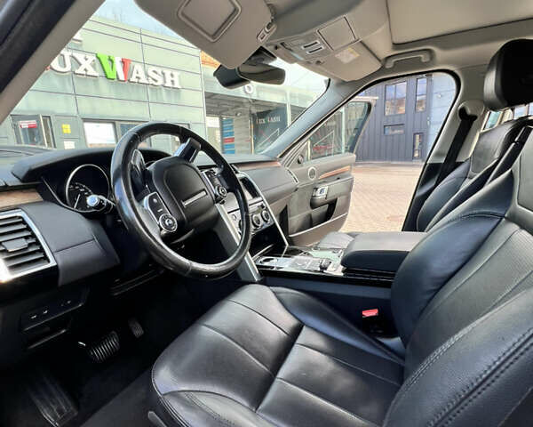 Сірий Ленд Ровер Діскавері, об'ємом двигуна 2.99 л та пробігом 140 тис. км за 28000 $, фото 38 на Automoto.ua