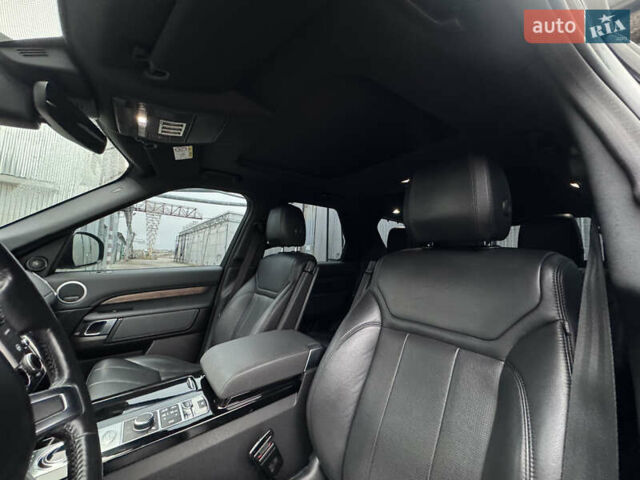 Сірий Ленд Ровер Діскавері, об'ємом двигуна 2 л та пробігом 93 тис. км за 28750 $, фото 43 на Automoto.ua