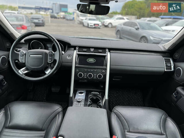 Ленд Ровер Дискавери 2017 в Львове на Automoto.ua Серый Ленд Ровер Дискавери, объемом двигателя 3 л и пробегом 170 тыс. км за 24800 $, фото 19 на Automoto.ua