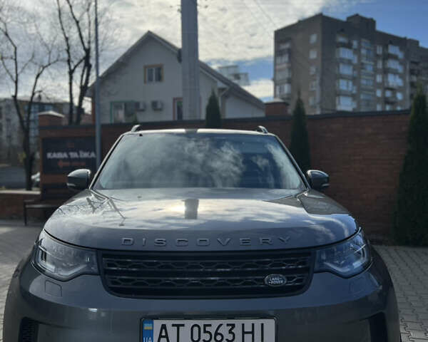 Сірий Ленд Ровер Діскавері, об'ємом двигуна 2.99 л та пробігом 140 тис. км за 28000 $, фото 106 на Automoto.ua
