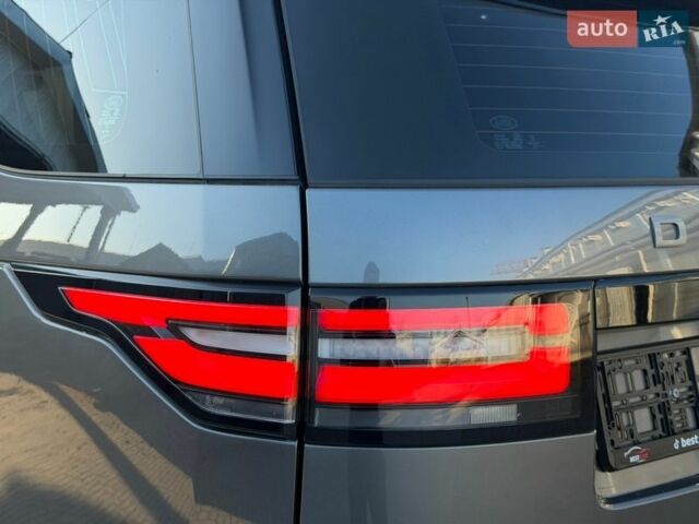 Сірий Ленд Ровер Діскавері, об'ємом двигуна 2 л та пробігом 93 тис. км за 25950 $, фото 26 на Automoto.ua