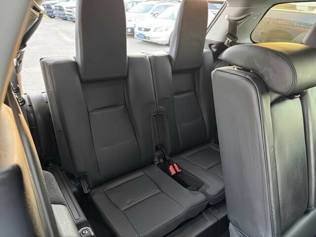 Серый Ленд Ровер Дискавери, объемом двигателя 2 л и пробегом 62 тыс. км за 10000 $, фото 11 на Automoto.ua