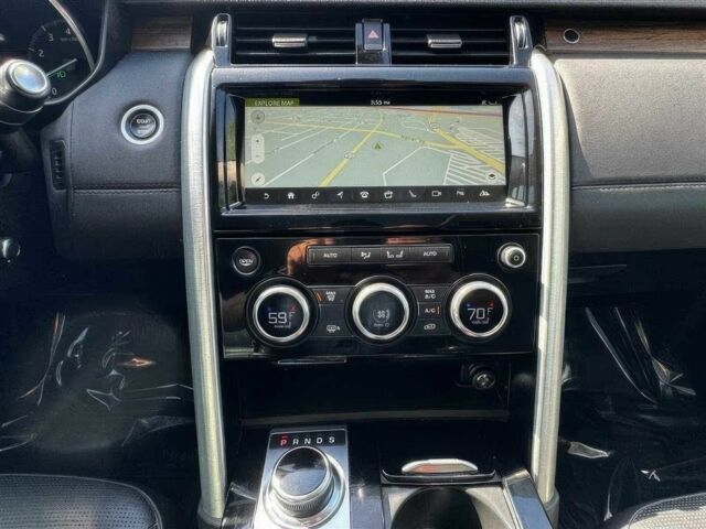 Сірий Ленд Ровер Діскавері, об'ємом двигуна 3 л та пробігом 68 тис. км за 28100 $, фото 8 на Automoto.ua