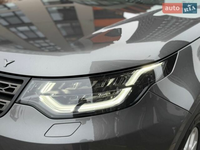 Серый Ленд Ровер Дискавери, объемом двигателя 3 л и пробегом 105 тыс. км за 29500 $, фото 6 на Automoto.ua