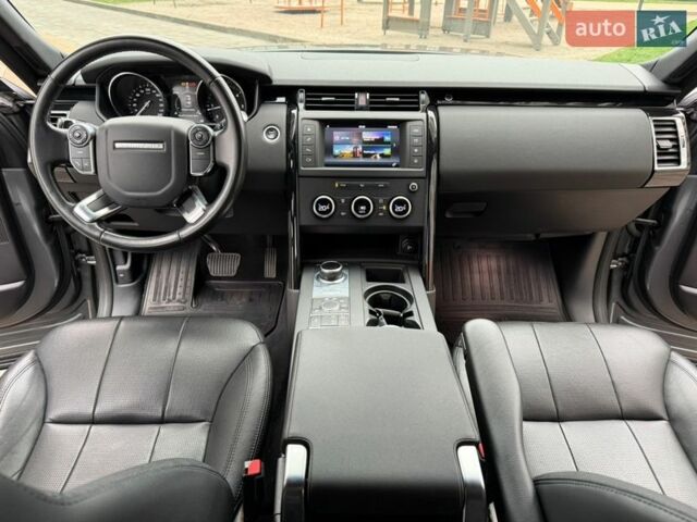 Серый Ленд Ровер Дискавери, объемом двигателя 3 л и пробегом 105 тыс. км за 29500 $, фото 25 на Automoto.ua