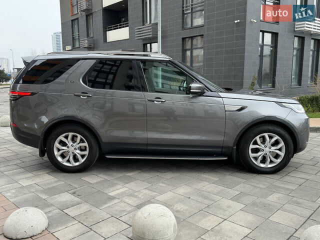 Сірий Ленд Ровер Діскавері, об'ємом двигуна 3 л та пробігом 98 тис. км за 29500 $, фото 8 на Automoto.ua