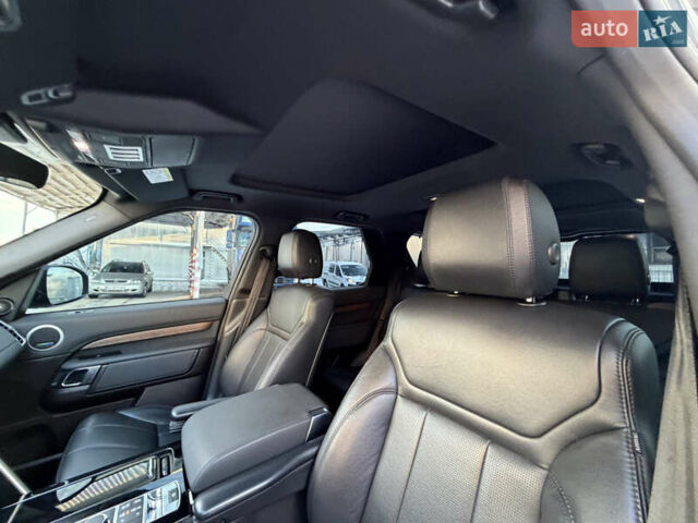 Серый Ленд Ровер Дискавери, объемом двигателя 2 л и пробегом 93 тыс. км за 26950 $, фото 28 на Automoto.ua