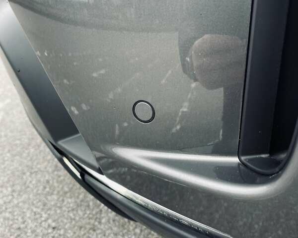 Серый Ленд Ровер Дискавери, объемом двигателя 2 л и пробегом 135 тыс. км за 26500 $, фото 45 на Automoto.ua