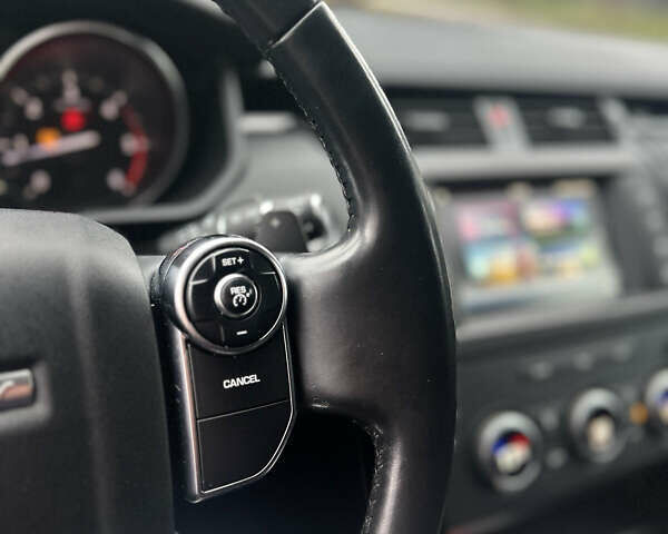 Серый Ленд Ровер Дискавери, объемом двигателя 2 л и пробегом 180 тыс. км за 27000 $, фото 12 на Automoto.ua