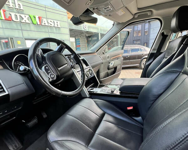 Серый Ленд Ровер Дискавери, объемом двигателя 2.99 л и пробегом 140 тыс. км за 28000 $, фото 86 на Automoto.ua