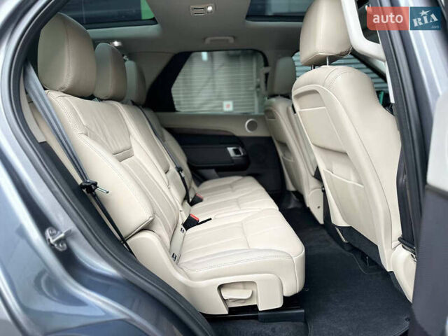 Серый Ленд Ровер Дискавери, объемом двигателя 3 л и пробегом 164 тыс. км за 23000 $, фото 20 на Automoto.ua