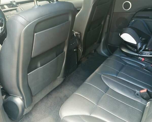 Сірий Ленд Ровер Діскавері, об'ємом двигуна 3 л та пробігом 151 тис. км за 28700 $, фото 31 на Automoto.ua