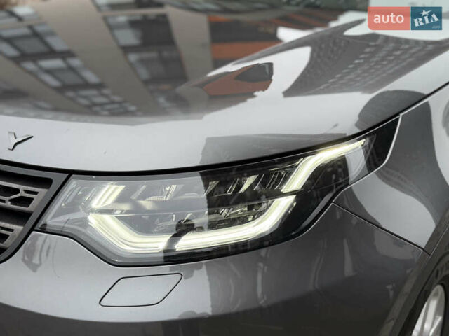 Сірий Ленд Ровер Діскавері, об'ємом двигуна 3 л та пробігом 98 тис. км за 29500 $, фото 6 на Automoto.ua