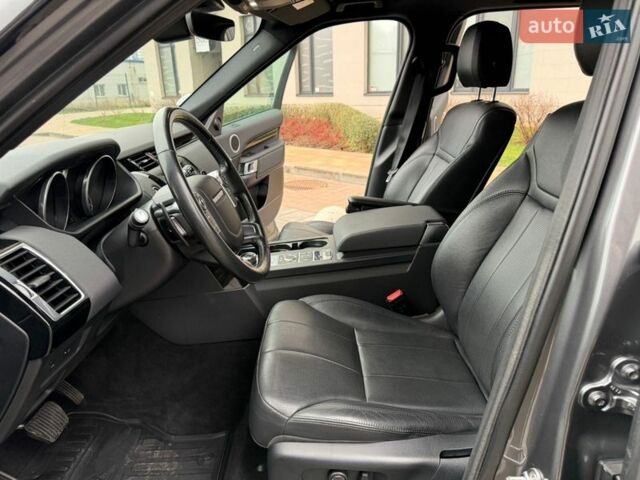 Серый Ленд Ровер Дискавери, объемом двигателя 3 л и пробегом 105 тыс. км за 29500 $, фото 9 на Automoto.ua