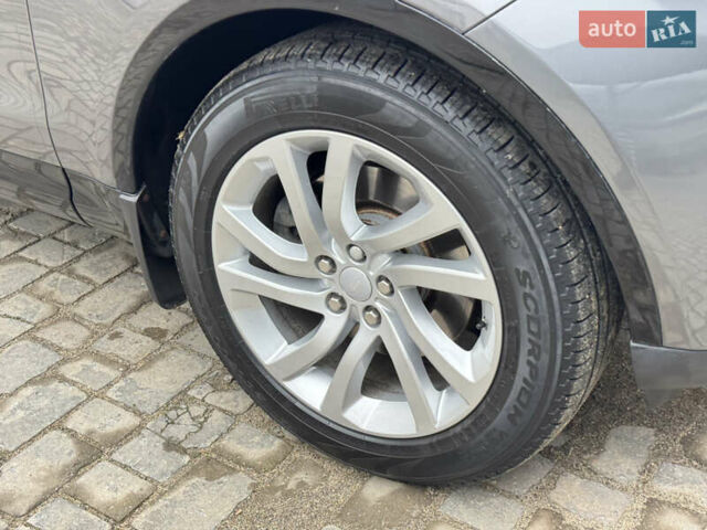 Сірий Ленд Ровер Діскавері, об'ємом двигуна 2 л та пробігом 93 тис. км за 28750 $, фото 23 на Automoto.ua