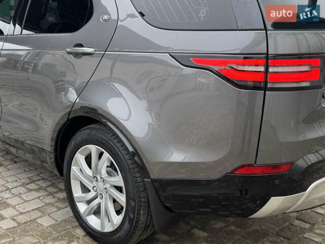 Сірий Ленд Ровер Діскавері, об'ємом двигуна 2 л та пробігом 93 тис. км за 28750 $, фото 31 на Automoto.ua