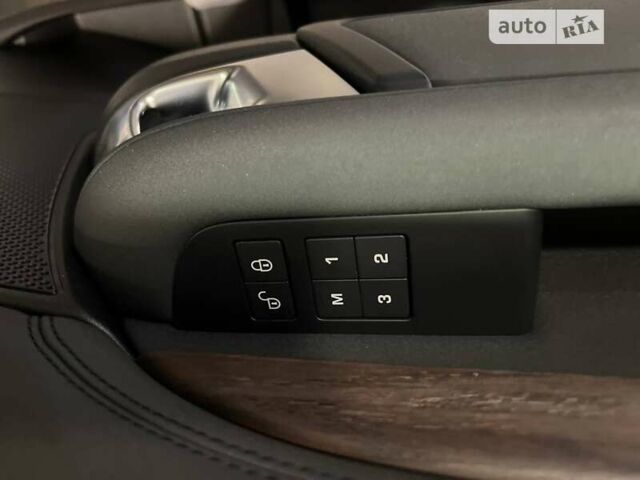 Серый Ленд Ровер Дискавери, объемом двигателя 3 л и пробегом 83 тыс. км за 45000 $, фото 10 на Automoto.ua