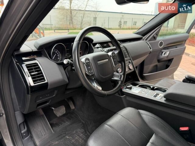 Серый Ленд Ровер Дискавери, объемом двигателя 3 л и пробегом 105 тыс. км за 29500 $, фото 10 на Automoto.ua
