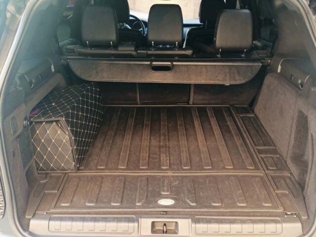 Серый Ленд Ровер Дискавери, объемом двигателя 3 л и пробегом 161 тыс. км за 25700 $, фото 37 на Automoto.ua