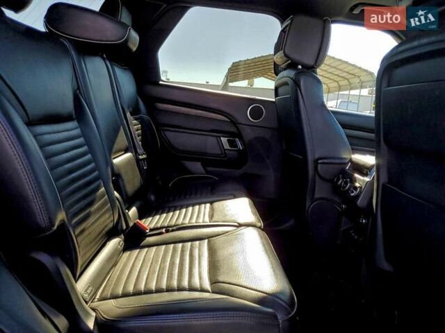 Серый Ленд Ровер Дискавери, объемом двигателя 3 л и пробегом 132 тыс. км за 7800 $, фото 10 на Automoto.ua