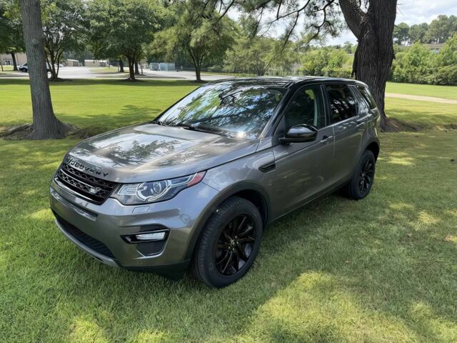 Серый Ленд Ровер Дискавери, объемом двигателя 2 л и пробегом 62 тыс. км за 10000 $, фото 2 на Automoto.ua