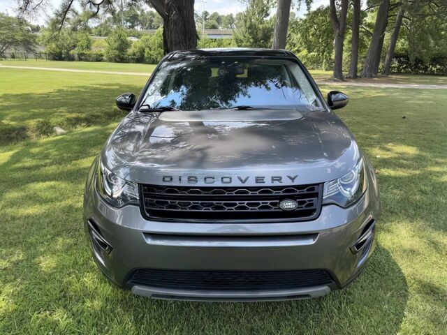 Серый Ленд Ровер Дискавери, объемом двигателя 2 л и пробегом 62 тыс. км за 10000 $, фото 1 на Automoto.ua