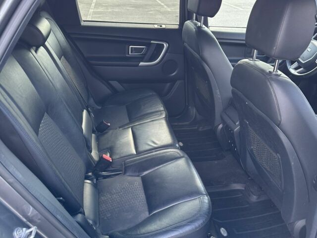 Сірий Ленд Ровер Діскавері, об'ємом двигуна 2 л та пробігом 156 тис. км за 20000 $, фото 3 на Automoto.ua