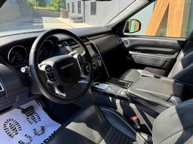 Серый Ленд Ровер Дискавери, объемом двигателя 3 л и пробегом 192 тыс. км за 23800 $, фото 4 на Automoto.ua