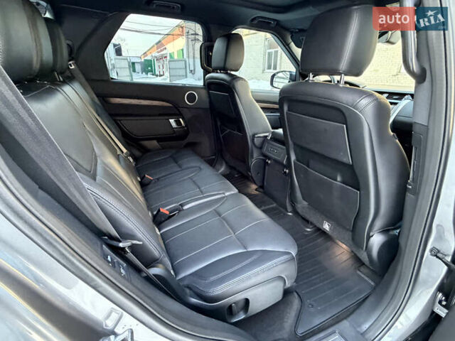 Серый Ленд Ровер Дискавери, объемом двигателя 2 л и пробегом 93 тыс. км за 26950 $, фото 33 на Automoto.ua