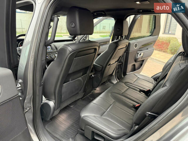 Сірий Ленд Ровер Діскавері, об'ємом двигуна 3 л та пробігом 98 тис. км за 29500 $, фото 19 на Automoto.ua