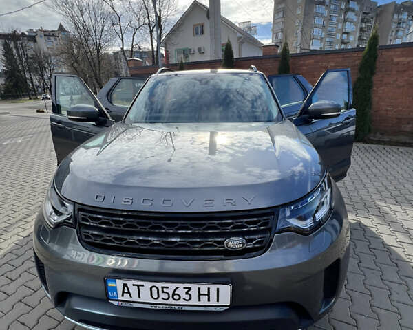 Сірий Ленд Ровер Діскавері, об'ємом двигуна 2.99 л та пробігом 140 тис. км за 28000 $, фото 79 на Automoto.ua