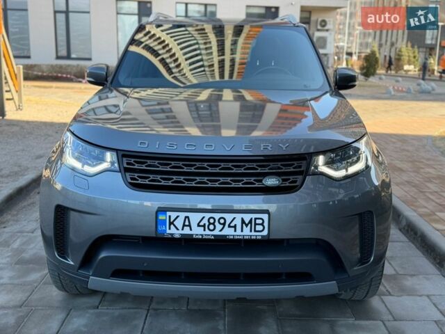 Серый Ленд Ровер Дискавери, объемом двигателя 3 л и пробегом 105 тыс. км за 29500 $, фото 2 на Automoto.ua
