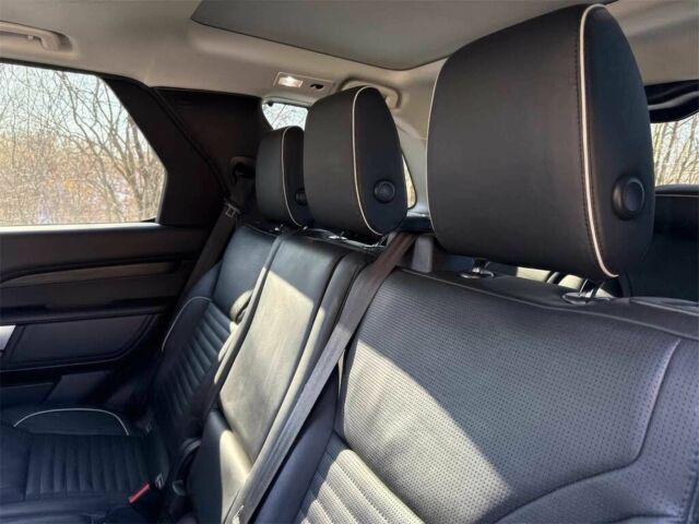 Сірий Ленд Ровер Діскавері, об'ємом двигуна 3 л та пробігом 69 тис. км за 5500 $, фото 11 на Automoto.ua