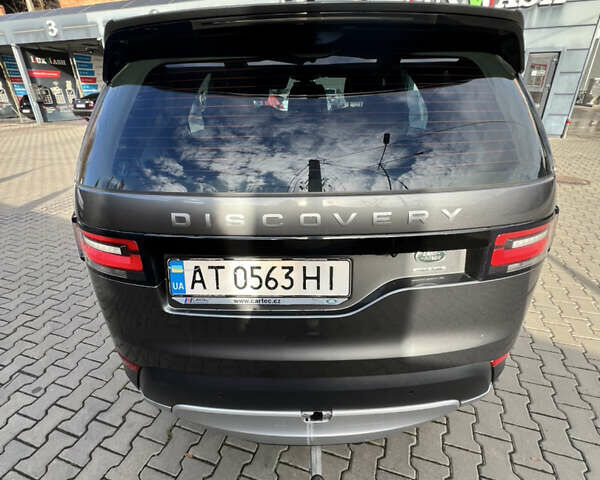 Сірий Ленд Ровер Діскавері, об'ємом двигуна 2.99 л та пробігом 140 тис. км за 28000 $, фото 71 на Automoto.ua