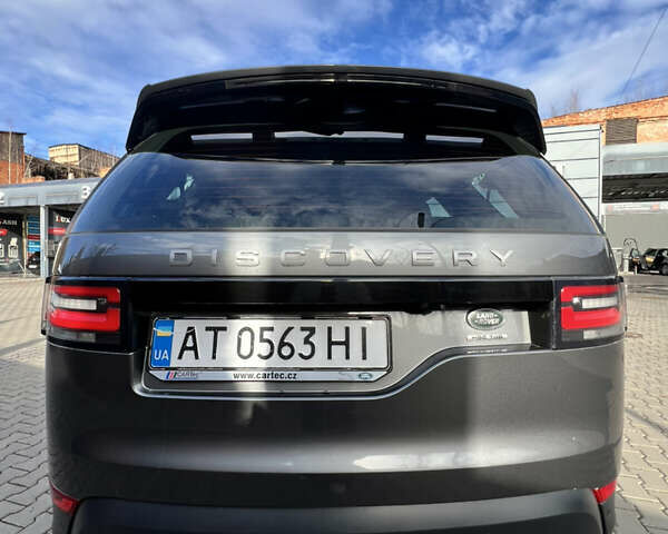 Серый Ленд Ровер Дискавери, объемом двигателя 2.99 л и пробегом 140 тыс. км за 28000 $, фото 29 на Automoto.ua