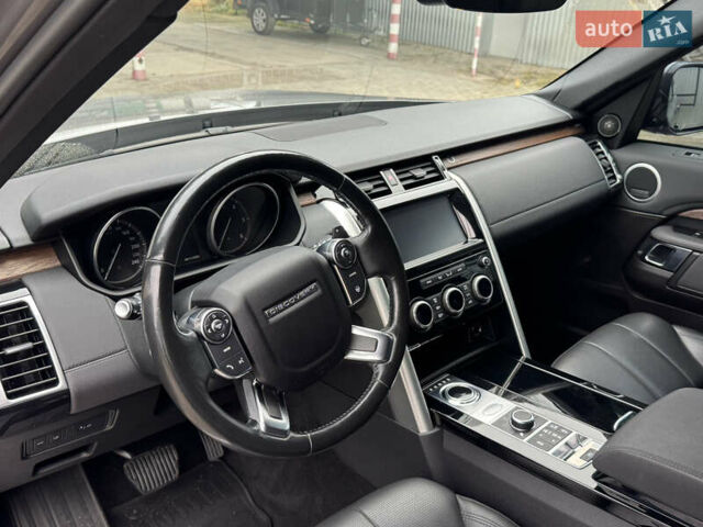 Сірий Ленд Ровер Діскавері, об'ємом двигуна 2 л та пробігом 93 тис. км за 28750 $, фото 41 на Automoto.ua