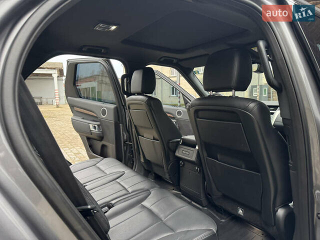 Сірий Ленд Ровер Діскавері, об'ємом двигуна 2 л та пробігом 93 тис. км за 28750 $, фото 58 на Automoto.ua