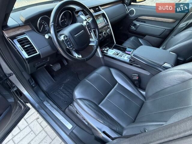 Сірий Ленд Ровер Діскавері, об'ємом двигуна 2 л та пробігом 93 тис. км за 25950 $, фото 31 на Automoto.ua