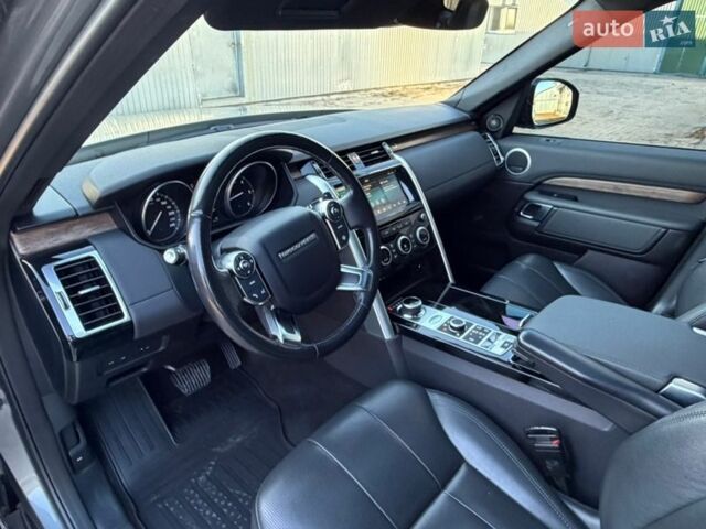 Сірий Ленд Ровер Діскавері, об'ємом двигуна 2 л та пробігом 93 тис. км за 25950 $, фото 32 на Automoto.ua