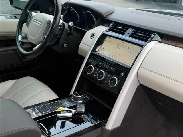 Сірий Ленд Ровер Діскавері, об'ємом двигуна 3 л та пробігом 65 тис. км за 12400 $, фото 12 на Automoto.ua