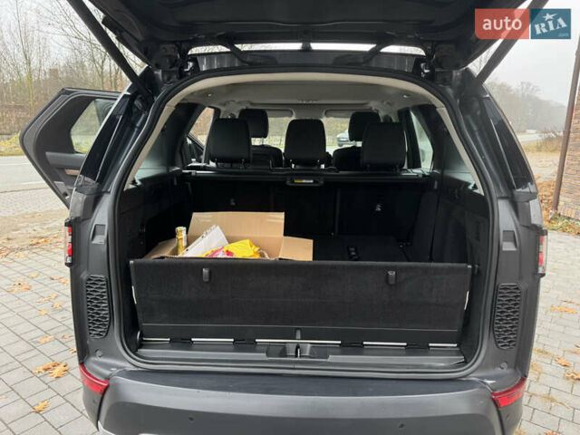 Серый Ленд Ровер Дискавери, объемом двигателя 2.99 л и пробегом 140 тыс. км за 28000 $, фото 21 на Automoto.ua