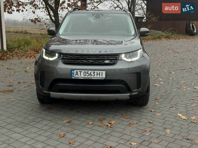 Серый Ленд Ровер Дискавери, объемом двигателя 2.99 л и пробегом 140 тыс. км за 28000 $, фото 2 на Automoto.ua