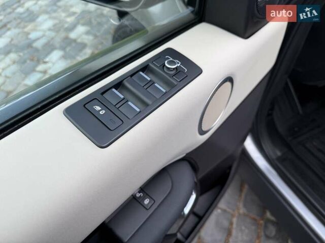 Сірий Ленд Ровер Діскавері, об'ємом двигуна 2 л та пробігом 124 тис. км за 28777 $, фото 57 на Automoto.ua