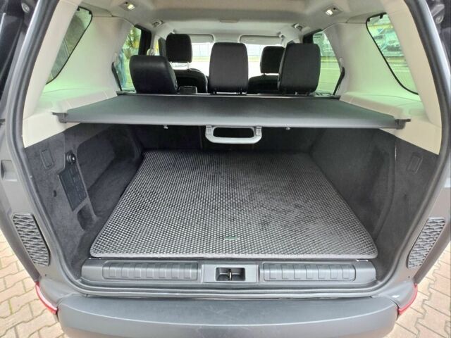 Серый Ленд Ровер Дискавери, объемом двигателя 2 л и пробегом 118 тыс. км за 32200 $, фото 5 на Automoto.ua