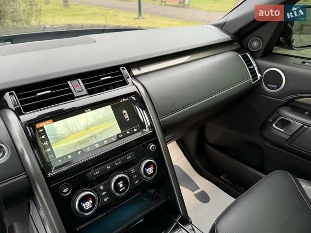 Сірий Ленд Ровер Діскавері, об'ємом двигуна 3 л та пробігом 105 тис. км за 29555 $, фото 95 на Automoto.ua