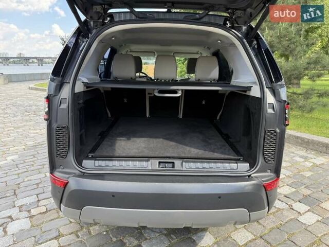 Сірий Ленд Ровер Діскавері, об'ємом двигуна 2 л та пробігом 124 тис. км за 28777 $, фото 88 на Automoto.ua